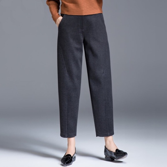 High Waisted Gray Trousers with Wide Leg Silhouette - Picture 3 of 5